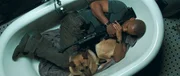 Sie jagen bei Tag und verstecken sich in der Nacht: Dr. Robert Neville (Will Smith) und sein Sch&auml;ferhund sind die mutma&szlig;lich einzigen &Uuml;berlebenden einer Seuche ...
