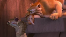 Was treibt Diego (r.) nur f&uuml;r ein Spiel? Als sich die Situation immer mehr zu spitz will Sid (l.) nicht glauben, dass der S&auml;belzahntiger so skrupellos ist und ihn und Manni verraten wird. Schlie&szlig;lich sind sie doch Freunde ...