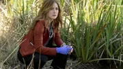 Hat eine illegal installierte Fracking-Anlage etwas mit einer Mordserie zu tun? Dr. Maura Isles (Sasha Alexander) sichert die Spuren am Tatort.