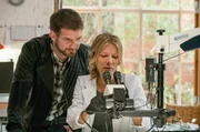 Die Restauratorin Hannah (Ursula Karven) spricht ausgerechnet mit ihrem besten Freund Erik (Simon B&ouml;er) &uuml;ber den Verdacht, dass ihr Mann Sebastian sie betr&uuml;gt, ohne zu ahnen, dass die beiden M&auml;nner ein Verh&auml;ltnis miteinander haben.