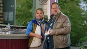 Alva (Kirsten Sprick) und Arne (Matthieu Svetchine) verstehen sich überraschend gut.