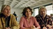 Traute Dreisamkeit: Klaus (Michael Kind, l.), Gisela (Victoria Trauttmansdorff) und Holger (Jörg Witte) Traute Dreisamkeit: Klaus (Michael Kind, l.), Gisela (Victoria Trauttmansdorff) und Holger (Jörg Witte)