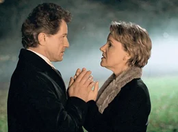 Endlich finden Felix (Miroslav Nemec) und Astrid (Mariele Millowitsch) zueinander.