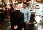 (v.li.): Medalion Rahimi (Special Agent Fatima Namazi), Gerald McRaney (Retired Admiral Hollace Kilbride) and Caleb Castille (Special Agent Devin Rountree).