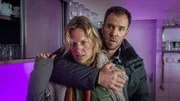 Daniela Becker (Janna Striebeck, l.) ist außer sich vor Wut. Sie hat herausgefunden, wer sie umbringen wollte. Nun will sie die Sache selbst in die Hand nehmen und sucht die Konfrontation. Kann Lars Pöhlmann (Dominic Boeer, r.) Daniela Becker davon abhalten, selbst einen schlimmen Fehler zu begehen? Daniela Becker (Janna Striebeck, l.) ist außer sich vor Wut. Sie hat herausgefunden, wer sie umbringen wollte. Nun will sie die Sache selbst in die Hand nehmen und sucht die Konfrontation. Kann Lars Pöhlmann (Dominic Boeer, r.) Daniela Becker davon abhalten, selbst einen schlimmen Fehler zu begehen?