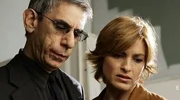 L-R: John Munch (Richard Belzer) und Olivia Benson (Mariska Hargitay)
