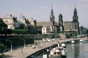Dresden - Br&uuml;hlsche Terrasse mit Anlegestelle