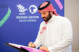 Der saudische Kronprinz Mohammed bin Salman, auch bekannt als MBS, unterst&uuml;tzt die Bewerbung seines Landes, um die Ausrichtung der FIFA Fu&szlig;ball-Weltmeisterschaft 2034. Im Jahr 2034, in Jeddah, Saudi-Arabien, am 29. Juli 2024.