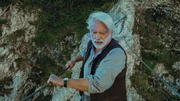 Ulrich Gruber (Christoph M. Ohrt) ist mit dem Solarprojekt seiner Tochter nicht einverstanden und versucht alles, dieses zu sabotieren. Ulrich Gruber (Christoph M. Ohrt) ist mit dem Solarprojekt seiner Tochter nicht einverstanden und versucht alles, dieses zu sabotieren.