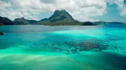 Drohnenflug &uuml;ber Bora Bora, Gesellschaftsinseln