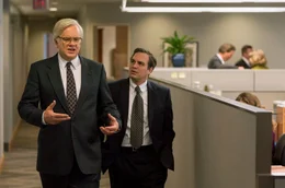Bilott (Mark Ruffalo, re.) muss seinen Kanzleichef Tom Terp (Tim Robbins) f&uuml;r seinen Kampf gewinnen.