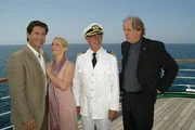 Francis Fulton-Smith, Tina Ruland, Siegfried Rauch und Günther Maria Halmer in der neuen Traumschiff-Verfilmung "Shanghai".