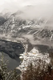 In Hallstatt war in der Regel die ganze Familie in den Salzbergwerken im Einsatz &ndash; selbst Kinder ab 3 Jahre mussten unter Tage schuften.