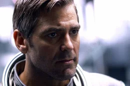 George Clooney als Chris Kelvin