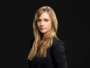 (9. Staffel) - Mitglied der B.A.U., einer FBI-Einheit, die sich mit verhaltensauffälligen Tätern beschäftigt:  Jennifer "J.J." Jareau (A.J. Cook) ...