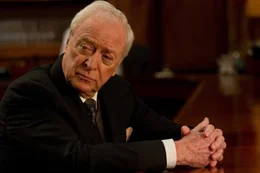 Arthur Tressler (Michael Caine)