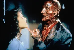 Ein Tropfen Blut hat die Knochen von Frank the Monster zum Leben erweckt - jetzt will er Kirsty an den Kragen.