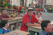 Zur&uuml;ck in der Schule: Im Schnelldurchlauf will Billy (Adam Sandler) noch einmal alle zw&ouml;lf Klassen besuchen, um seinem Vater zu zeigen, dass er was auf dem Kasten hat ...