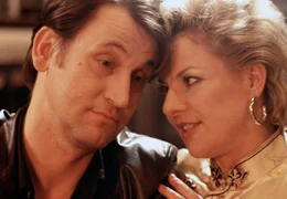 Zwischen dem sensiblen Paul (Ingo Naujoks) und der forschen Suse (Tanja Schumann) funkt es gewaltig.
