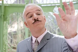 Erneut auf der Suche nach dem "rosaroten Panther" l&auml;sst Inspektor Jacques Clouseau (Steve Martin), ganz von sich &uuml;berzeugt, keine Spur unentdeckt ...