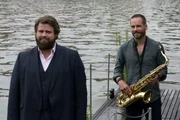 Benni Hornberg (Antoine Monot), Leo Oswald (Wanja Mues) Benni Hornberg (Antoine Monot), Leo Oswald (Wanja Mues)
