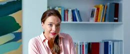 Joana (Aglaia Szyszkowitz).