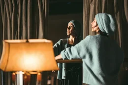 Die internationale erfolgreiche Ballettt&auml;nzerin Nina (Sibel Kekilli) ist wieder in ihrem Heimatdorf.