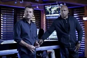 G. Callen (Chris O'Donnell, l.); Sam Hanna (LL Cool J, r.) G. Callen (Chris O'Donnell, l.); Sam Hanna (LL Cool J, r.)