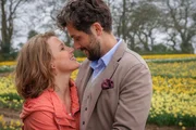 Eva-Maria Grein von Friedl als Amy, Christian Natter als John