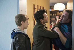 (v.l.n.r.) David M&uuml;ller (Philip Noah Schwarz); Lenny Reinhard (Elyas M'Barek); Herr Petry (J&uuml;rgen Tonkel)