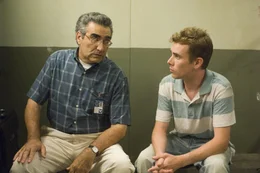 Noah Levenstein (Eugene Levy, l.) muss mal wieder Erik Stifler (John White, r.) und seinen Jungs aus der Patsche helfen ...