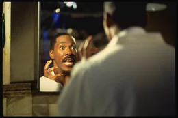 Sherman Klump / Buddy Love / Lance Perkins / Papa Klump / Mama Klump / Grandma Klump / Ernie Klump (Eddie Murphy)