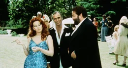 Dagmar Lassander als Margy, Joe Stewardson als Klein Smollet (M.), Bud Spencer als Rizzo 'Piedone' (r.)