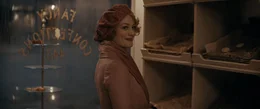 Alison Sudol als Queenie Goldstein