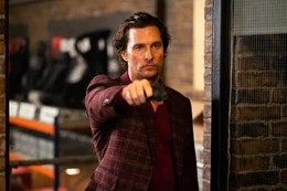 Mickey Pearson (Matthew McConaughey)