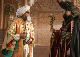 Sultan (Navid Negahban, l.); Dschafar (Marwan Kenzari, r.)