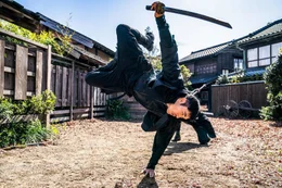 Henry Golding als Snake Eyes