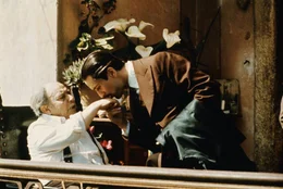 Frankie Pentangeli (Michael V. Gazzo, li.) und Don Vito Corleone (Robert De Niro, re.)