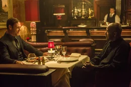 L - R: Marton Csokas als Teddy, Denzel Washington als Robert McCall