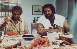 Gutes Essen h&auml;lt Leib und Seele zusammen: Plata (Terence Hill, l.) und Salud (Bud Spencer, r.) ...