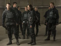 Jennifer Lawrence, Josh Hutcherson, Liam Hemsworth, Michelle Forbes, Natalie Dormer