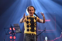 Olaf Schubert mit seinem B&uuml;hnenprogramm "Zeit f&uuml;r Rebellen".  Die Verwendung des sendungsbezogenen Materials ist nur mit dem Hinweis und Verlinkung auf RTL+ gestattet.; Olaf Schubert mit seinem B&uuml;hnenprogramm "Zeit f&uuml;r Rebellen".  Die Verwendung des sendungsbezogenen Materials ist nur mit dem Hinweis und Verlinkung auf RTL+ gestattet.