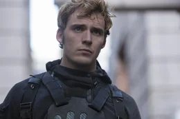 L&auml;sst sich auf ein Himmelfahrtskommando: Finnick (Sam Claflin) ...