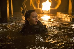 Jennifer Lawrence als Katniss Everdeen