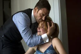 Marton Csokas als Teddy, Haley Bennett als Mandy