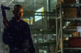 Als Ex-Elite-Soldat Robert McCall (Denzel Washington) eine Prostituierte vor ihrem Peiniger besch&uuml;tzt, sieht er sich pl&ouml;tzlich nicht nur ultragewaltt&auml;tigen russischen Gangstern, sondern einer kompletten Mafia-Organisation gegen&uuml;ber...