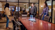 (v.li.): Imani Lewis (Shayla Alexander), Steven Schirripa (Anthony Abetamarco), Bridget Moynahan (Erin Reagan-Boyle). (v.li.): Imani Lewis (Shayla Alexander), Steven Schirripa (Anthony Abetamarco), Bridget Moynahan (Erin Reagan-Boyle).