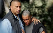 L-R: Genesis (Cliff Curtis) und Mana (James Rolleston)