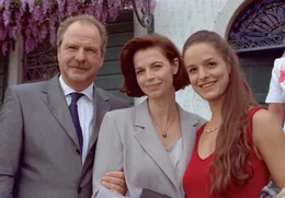 Friedrich von Thun, Anna Galiena, Helen Zellweger.