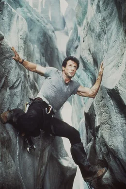 Gabe Walker (Sylvester Stallone)